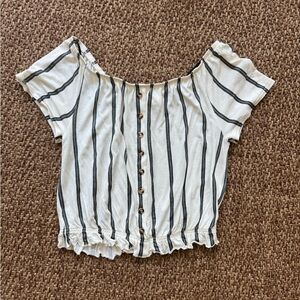 H&M Black and White Ruffled Blouse